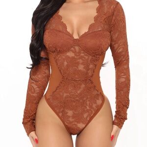 Fashion Nova Lace Bodysuit - Brown